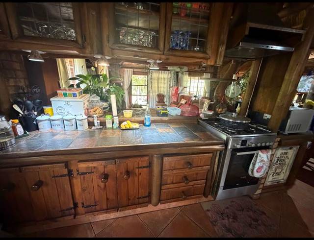 3 BEDROOM HOUSE FOR SALE IN PRESIDENTSRUS